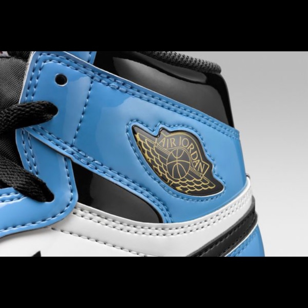 Jordan 1 retro high fearless UNC Chicago